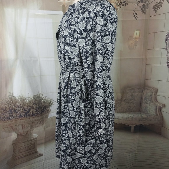 Loft Navy Floral Tie Waist Dress - Picture 7 of 8